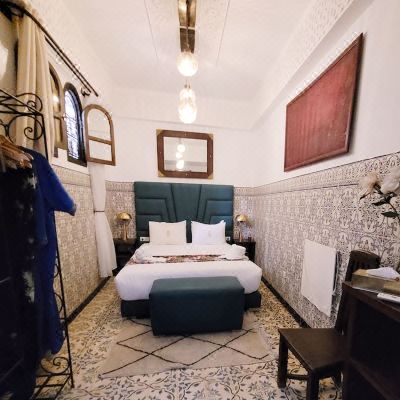 Suite Deluxe Ensuite Riad Dar Khmissa Promo Code