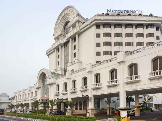 Mercure Jakarta Batavia Hotel Exterior