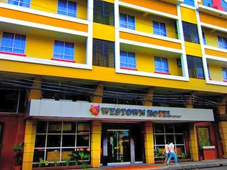 MO2 Westown Hotel Bacolod - Downtown