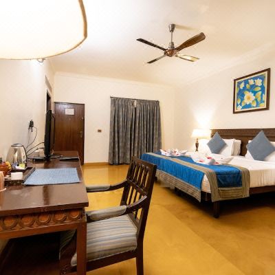 Kholi - Deluxe Room Non smoking Fort Jadhavgadh Pune Promo Code