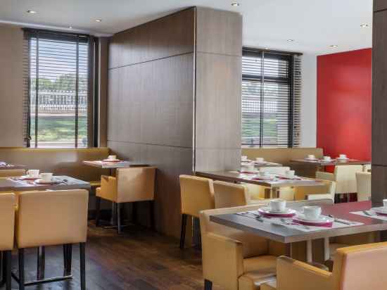 Best Western Seine West Hotel Dining/Meeting Rooms