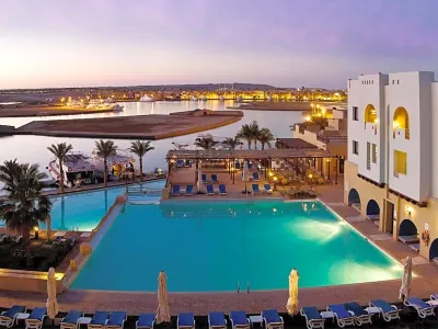 مارينا لودج Hotels near Tabtaba beach