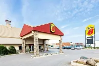 Super 8 by Wyndham Cambridge/Kitchener/Waterloo Area Hôtels à : Cambridge