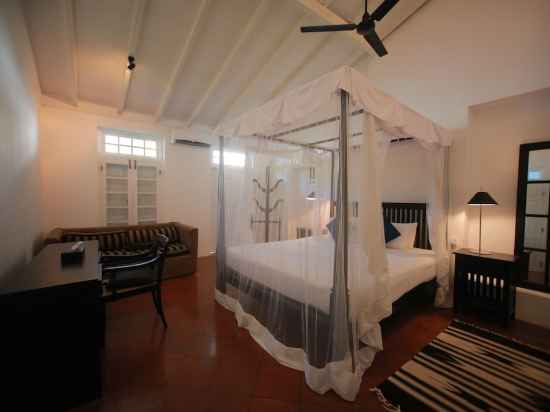 Olanda Private Beach Villa Rooms