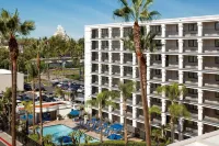 Fairfield Anaheim Resort アナハイムパッキングディストリクト周辺のホテル