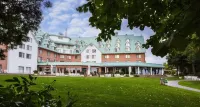 Chateau Vaudreuil Hotels near Fairview Pointe Claire