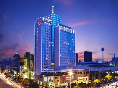 Dynasty Hotel Hotels near Peach Blossom Park