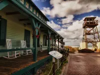 Hampton Inn & Suites Stuart-North Hotels near Road To Victory Military Museum