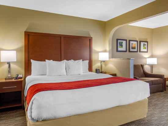 Comfort Inn & Suites Rooms