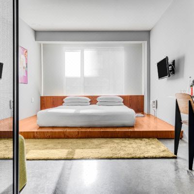 Deluxe Room Selina Chelsea Promo Code