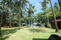 Melina Beach Front Bungalows Hotels near Ban Khao Khom Mosque