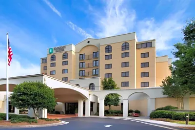 Embassy Suites by Hilton Greensboro Airport Hotels near Elmsley Square Shoppes