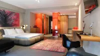 101 Adrianou Luxury Urban Stay