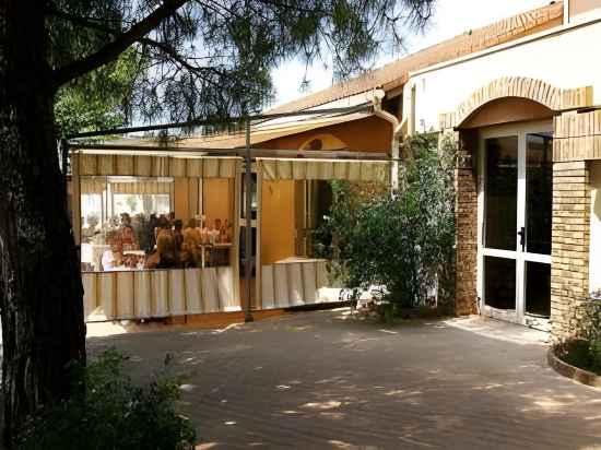 Hôtel Relais Des Brasseurs Aubagne Hotel Exterior