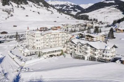 Traumhotel Alpina Superior Direkt Beim Skilift Isskogelbahn