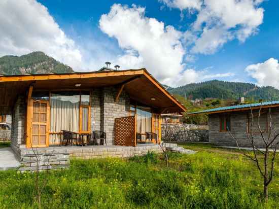 Larisa Resort Manali Hotel Exterior