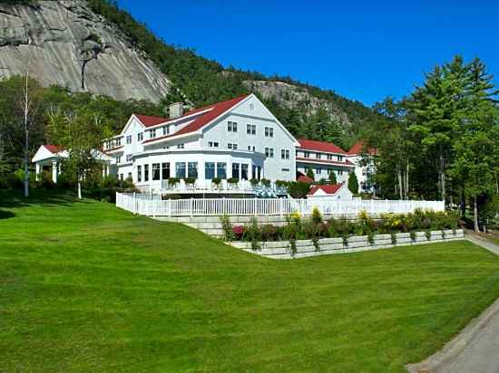 White Mountain Hotel and Resort Hotel Exterior