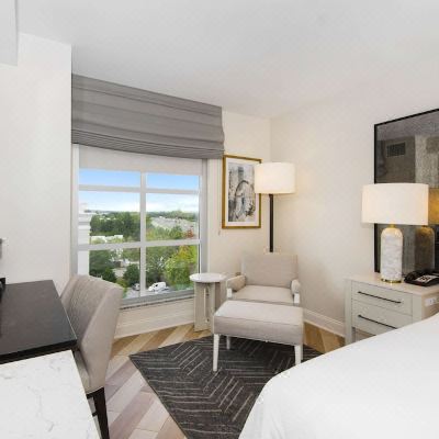 King Studio Embassy Suites Raleigh - Durham Airport/ Brier Creek Promo Code