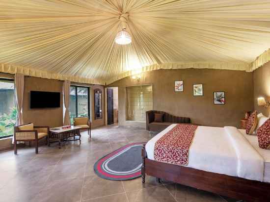 Sterling Orient Woods Pench Rooms