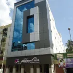 Pleasant Inn Hotels near Chinna Manikoondu