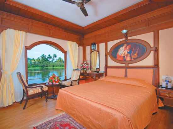 Sterling House Boat Lake Palace Alleppey Rooms