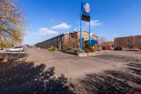 Motel 6 Eau Claire, WI Hotels in Eau Claire