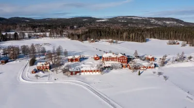 STF Undersvik Gårdshotell & Vandrarhem Hotels near Galvåns naturreservat