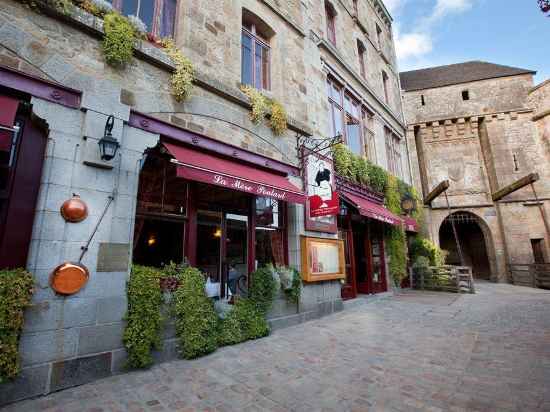 La Mère Poulard Hotel Exterior