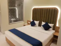 Vishnu Executive Rooms Отели в г. Вирар