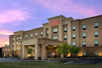 Hampton Inn & Suites Tupelo/Barnes Crossing Hotels near Midnite Pottery