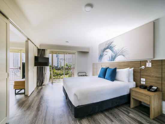 Novotel Cairns Oasis Resort Rooms