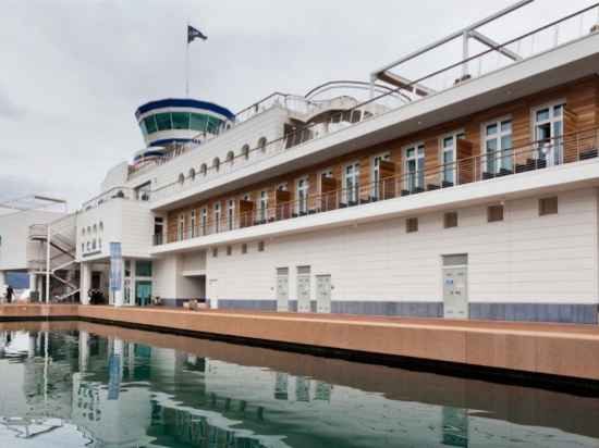 Yacht Club Marina di Loano Hotel Exterior