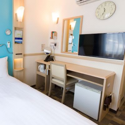 Economy Double Room Non Smoking Toyoko Inn Osaka Nippombashi Bunraku Gekijo Mae Promo Code