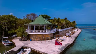 Hotel Cocoliso Island Resort Hotels near Rafael Núñez International Airport