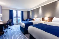 Holiday Inn Express Edinburgh Airport Hotels near Easter Road Stadium