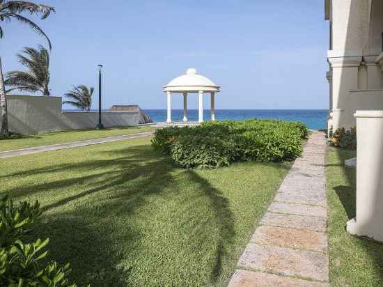 Marriott Cancun, An All-Inclusive Resort Hotel Exterior