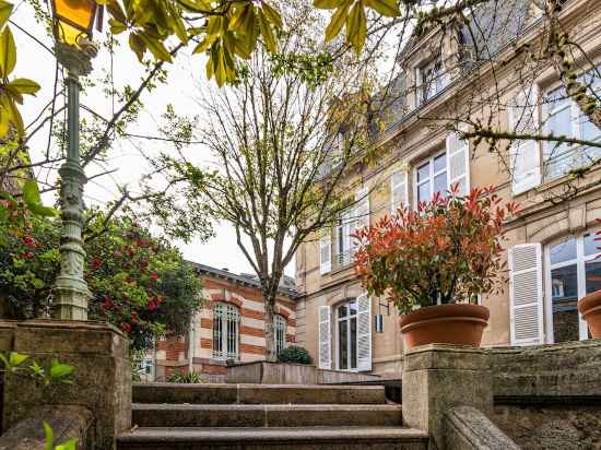 Les Argentiers Hotel Exterior