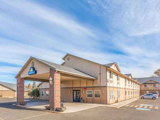 Days Inn by Wyndham Ellensburg Hotel Exterior