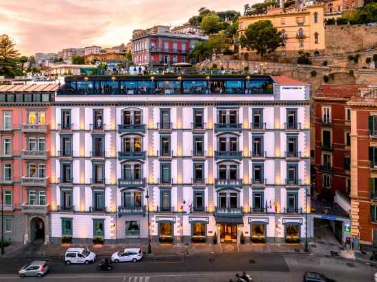 Grand Hotel Parkers Hotel Exterior