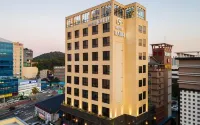 Hotel Raum Suncheon Отели в г. Сунчхон