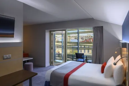 Holiday Inn Express Paris - Canal de La Villette