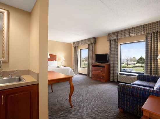 Hampton Inn Geneva Rooms