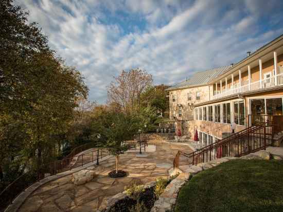 Gruene River Hotel & Retreat Hotel Exterior