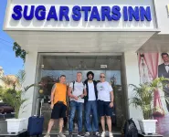 Sugar Stars Inn Отели рядом с достопримечательностью «Ганг»