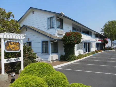 Arbor Inn Monterey