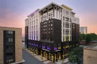 Homewood Suites by Hilton Raleigh Downtown Отели рядом с достопримечательностью «The Friday Institute for Educational Innovation»