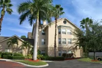 邁爾斯堡希爾頓惠庭套房飯店（Homewood Suites by Hilton Fort Myers Bell Tower） Hodges University附近的飯店