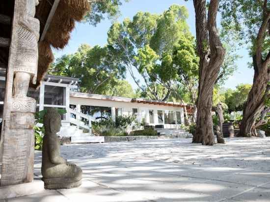 Largo Resort Hotel Exterior