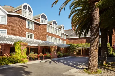 The Stanford Park Hotel Hotel dekat Bandara Internasional Oakland