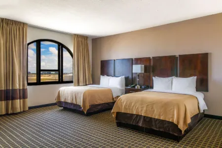 Clarion Inn & Suites Miami International Airport